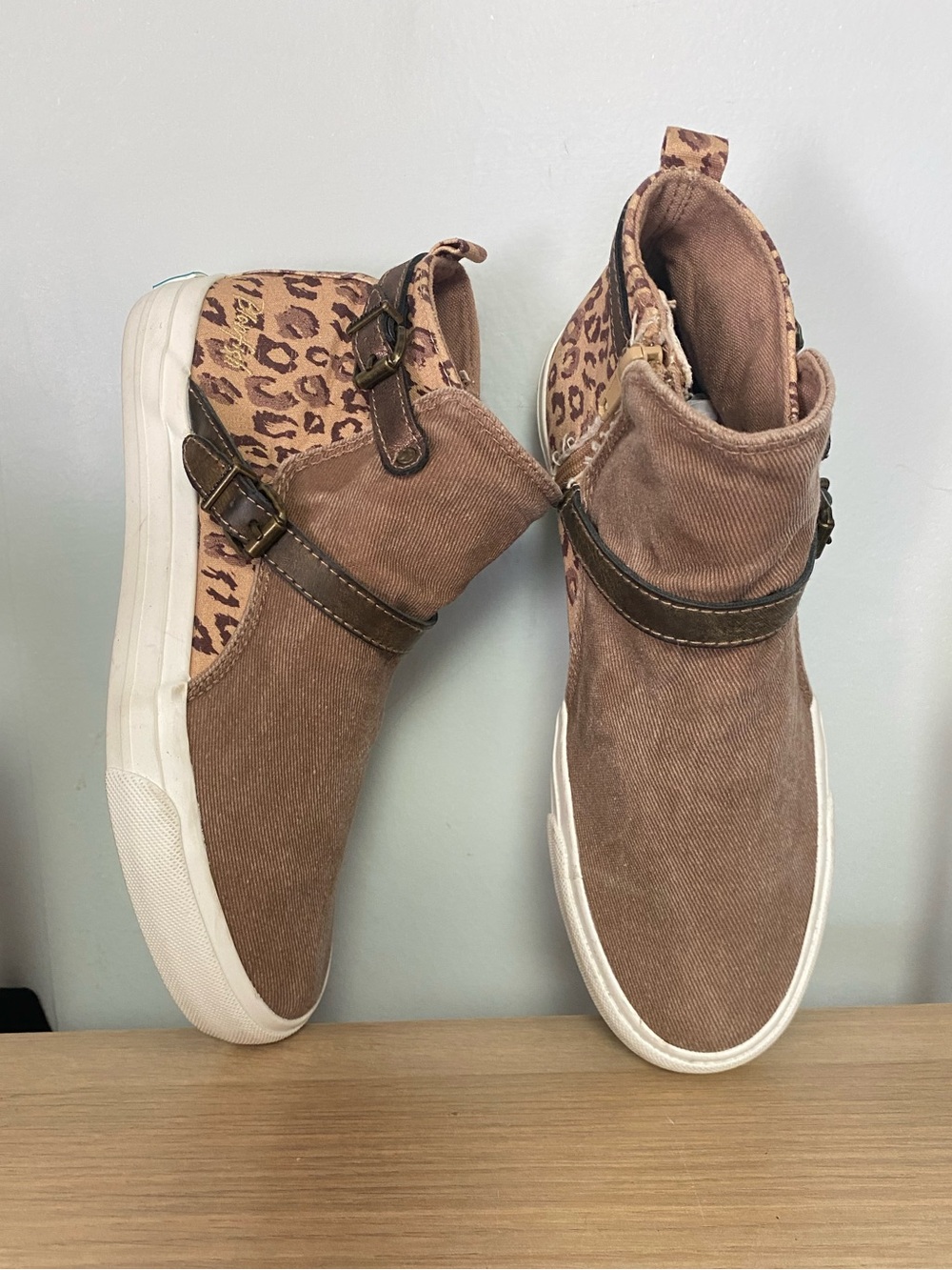 NWOT BLOWFISH MALIBU BOOTIE - SIZE 7.5